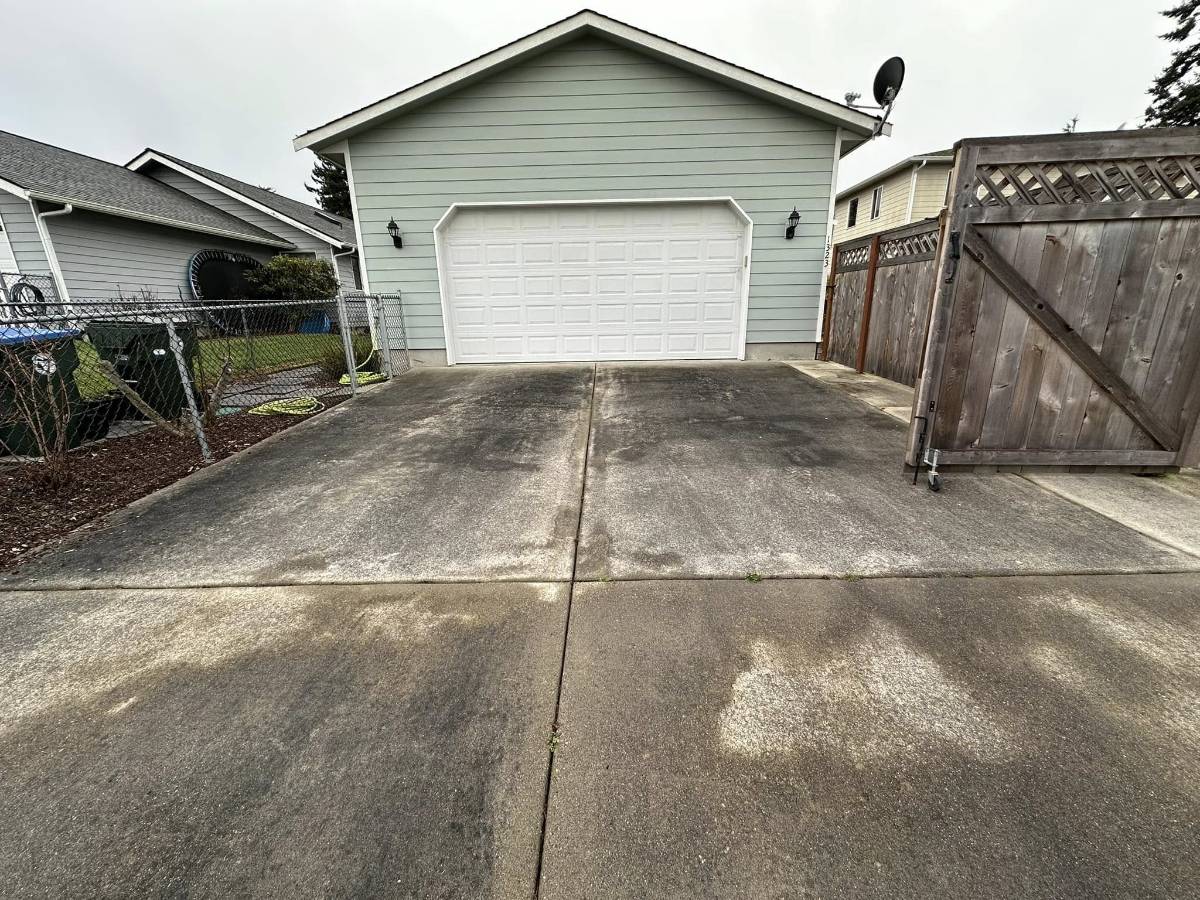 Before roof cleaning